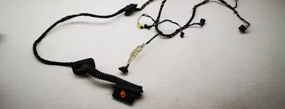 Volkswagen Polo V 6R Front door wiring loom 18646R1121GDA