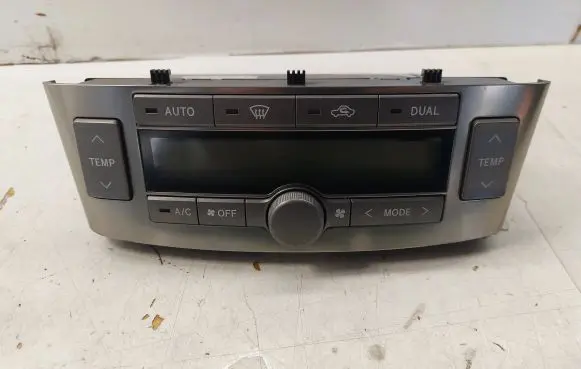 Toyota Avensis T250 Climate control unit 5590005270 5590505130