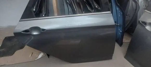 Hyundai i40 Rear door 