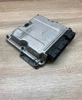Citroen Xsara Engine control unit/module ECU 9647693180 0281011084