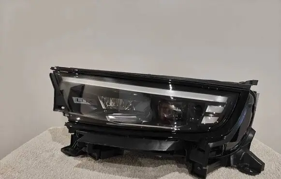 Opel Mokka B Headlight/headlamp 9867456180 368158932