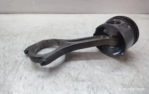 Land Rover Range Rover Sport L320 Piston with connecting rod