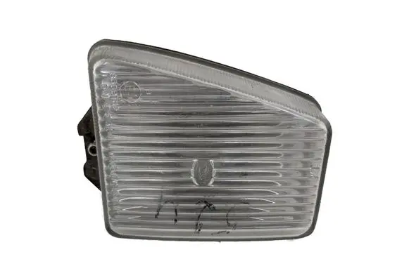 Volkswagen PASSAT Front fog light 301125515