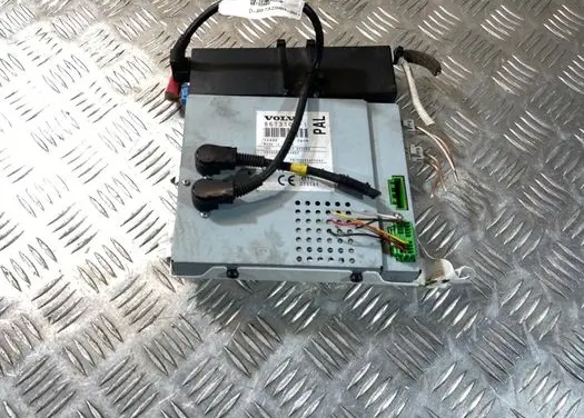 Volvo XC70 GPS navigation control unit/module 30775951 8673100 86731001