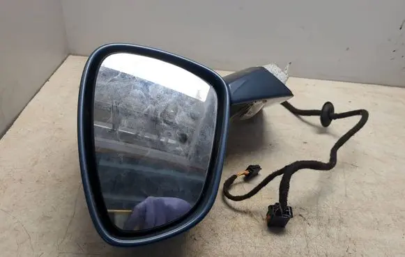 Front door electric wing mirror