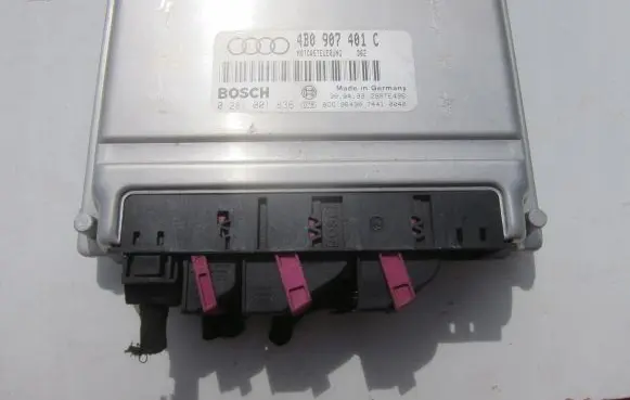 Audi A6 S6 C5 4B Engine control unit/module 4B0907401C 0281001836