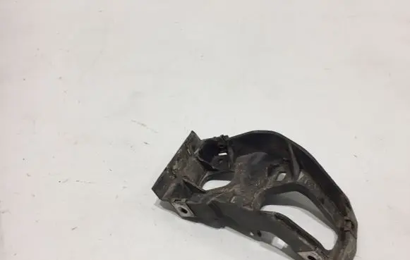 Audi A4 S4 B6 8E 8H Front bumper mounting bracket