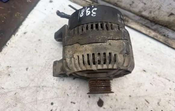 Opel Zafira A Generator/alternator 90506202