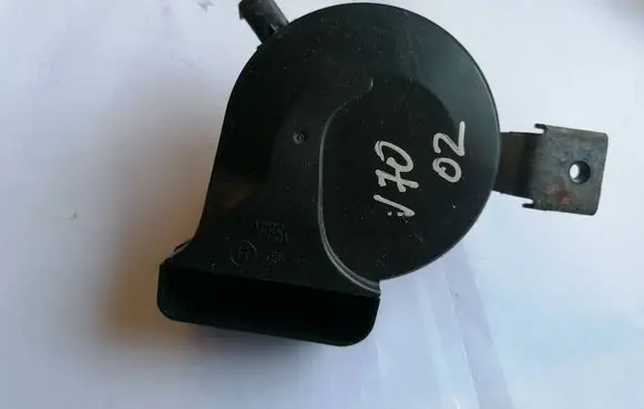 Volvo V70 Horn signal 49042