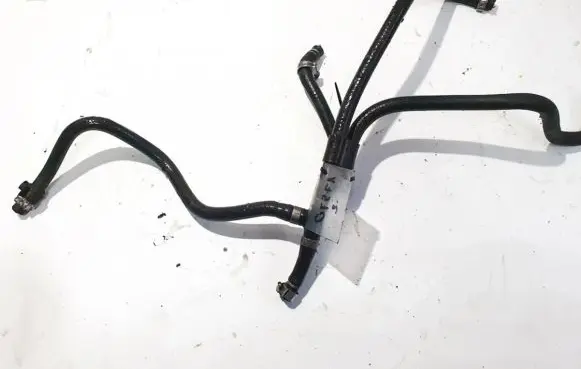 Iveco Daily 40.8 Engine coolant pipe/hose