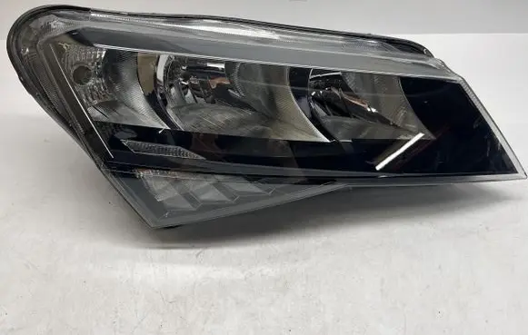 Skoda Superb B5 (3U) Headlight/headlamp 3V1941016