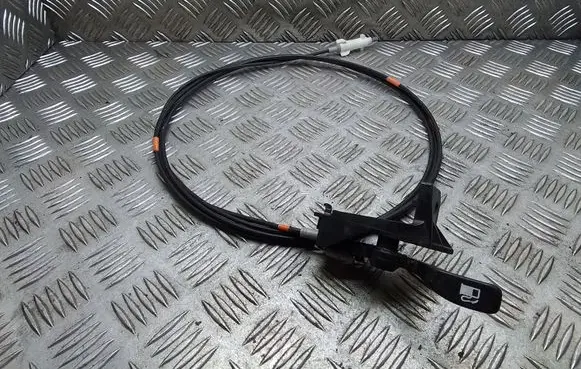 Toyota Prius (XW20) Fuel cap release pull handle 