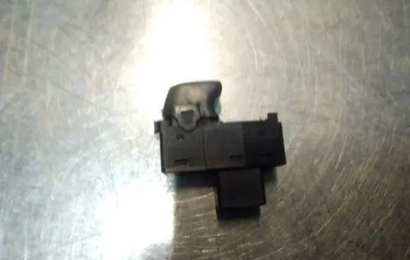 Volvo S60 Electric window control switch 9472275