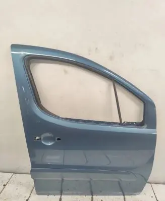 Door (2 Door Coupe)