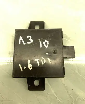 Audi A3 S3 8P Alarm control unit/module 1K0907719C