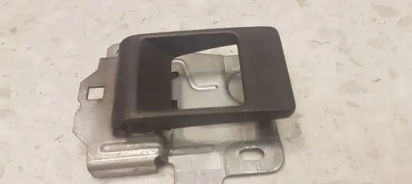 Land Rover Discovery Front door interior handle