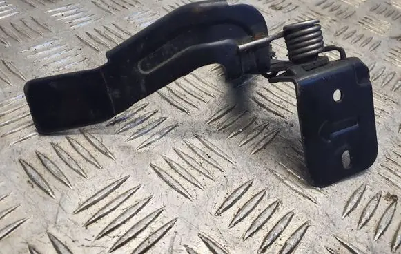 Engine bonnet (hood) release handle