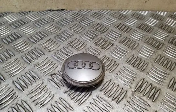 Audi Q7 4L Original wheel cap 4L0601170