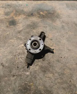 Citroen C4 Grand Picasso Front wheel hub 