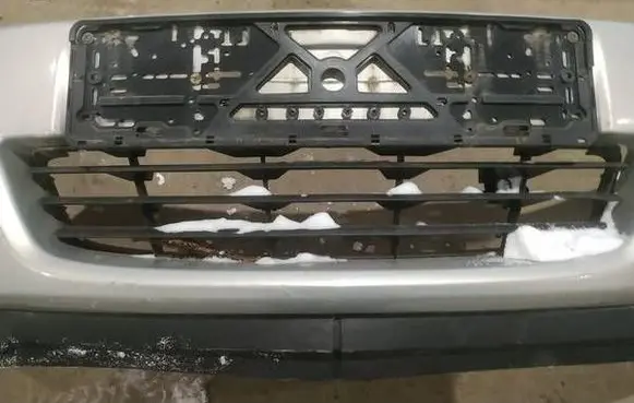 Opel Astra H Front bumper lower grill 