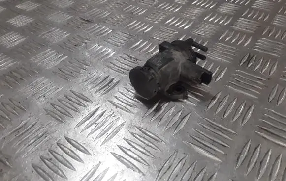 Peugeot 607 Turbo solenoid valve 9635704380