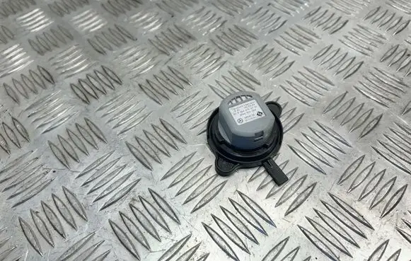 Mercedes-Benz ML W164 Sensor A2048702751