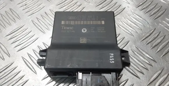 Audi A6 S6 C6 4F Gateway control module 4F0907468D 4F0910468A