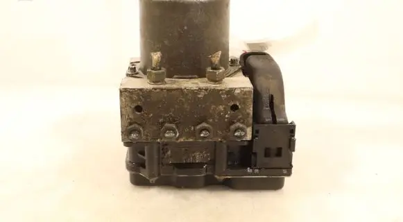 Mercedes-Benz B W245 ABS Pump 0265230056A