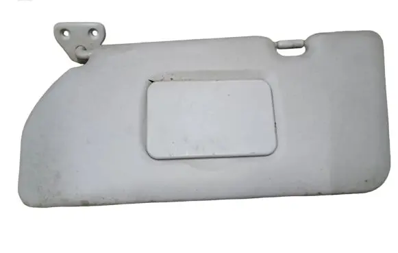 Nissan Almera Tino Sun visor