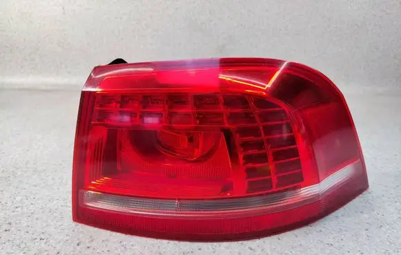 Volkswagen PASSAT B7 Rear/tail lights 3AF945208BAOP1105 3AF945208B