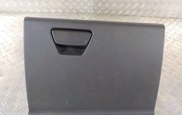 Glove box set