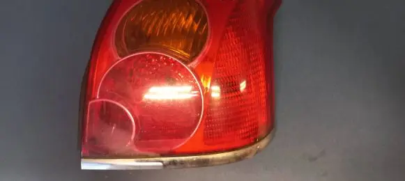Toyota Avensis T250 Rear/tail lights PPT20