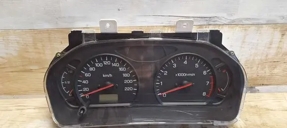 Mitsubishi Space Wagon Speedometer (instrument cluster) MR381545