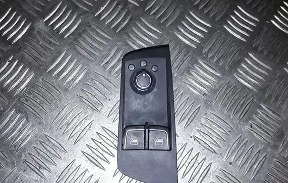 Audi A1 Electric window control switch 8X2959522
