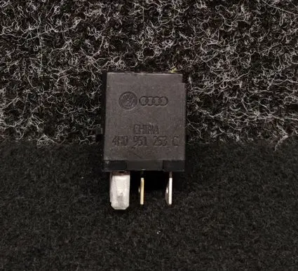 Audi A8 S8 D4 4H Other relay 4H0951253C