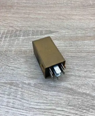 BMW 5 E60 E61 Other relay 8384505