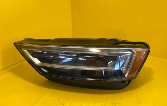 Audi A8 S8 D5 Headlight/headlamp 4N0941033B