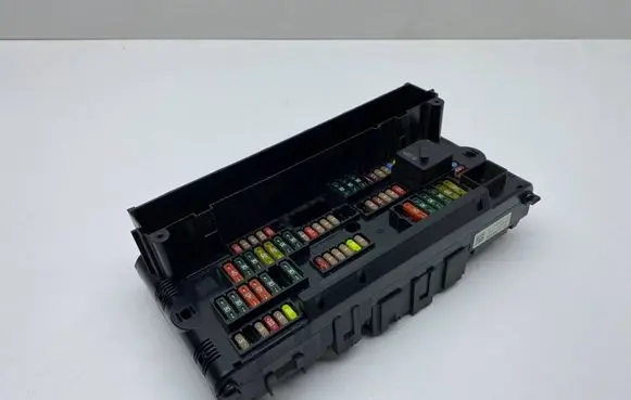 BMW 5 F10 F11 Fuse box set 9234421 9234421-01