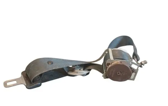 Subaru Tribeca Rear seatbelt 