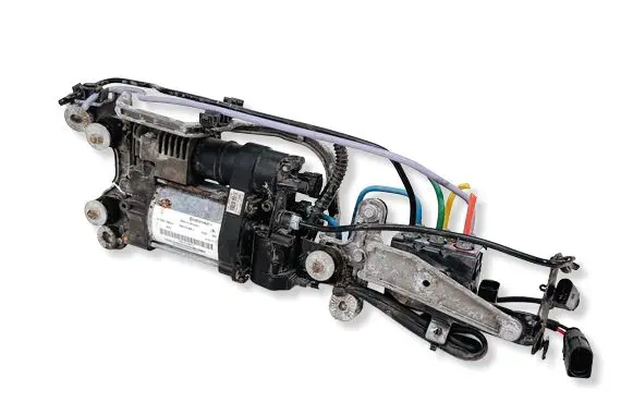 Porsche Macan (95B) Air suspension compressor/pump 95B616006C 15152400272
