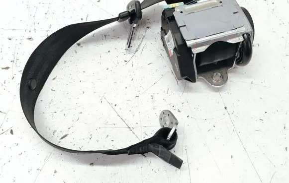 Audi Q5 SQ5 Rear seatbelt 8R0857805J