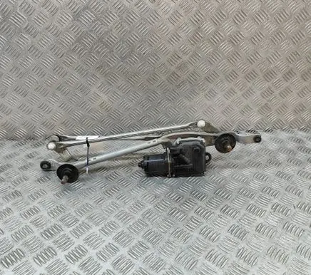 Front wiper linkage and motor