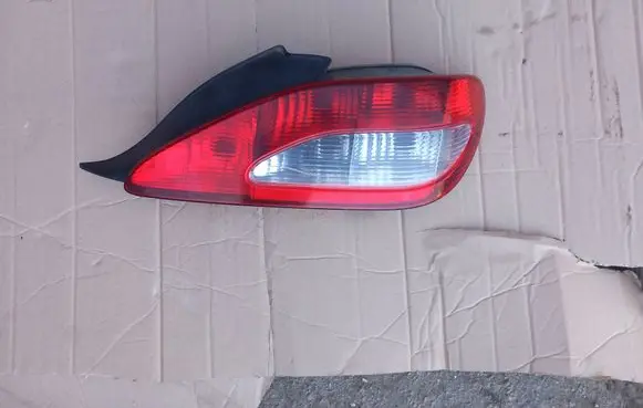 Peugeot 406 Rear/tail lights 2289D