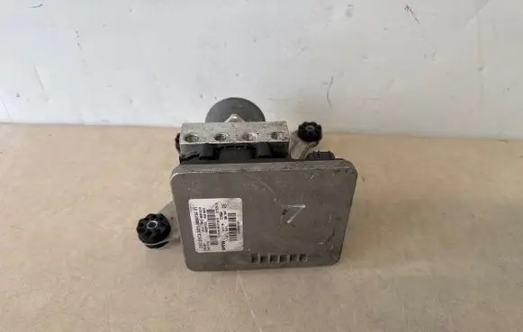 BMW 5 G30 G31 ABS Pump 6889164 6889163