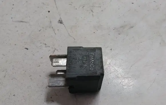 Ford Mondeo Mk III Other relay 6G9T14B192EA