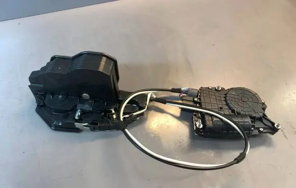 BMW 5 GT F07 Rear lock motor 51227149448 7149448
