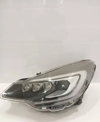 Citroen DS3 Headlight/headlamp 9810982180 89909065