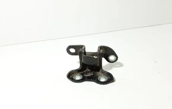 Toyota Verso Rear door upper hinge