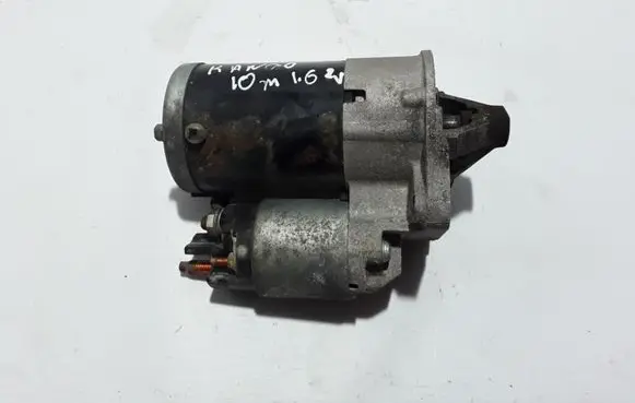 Renault Kangoo II Starter motor 8200584664