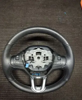 Peugeot 2008 I Steering wheel 6191373 619651801B 56E29762